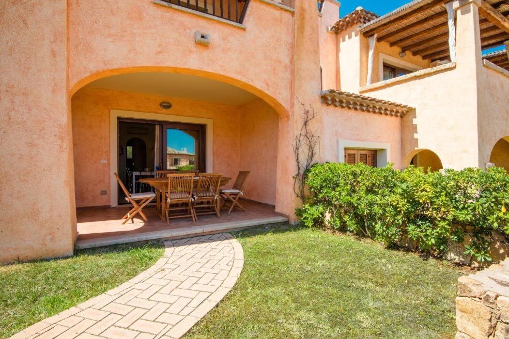 Le Perle Di Golfo Aranci Villa ภายนอก รูปภาพ